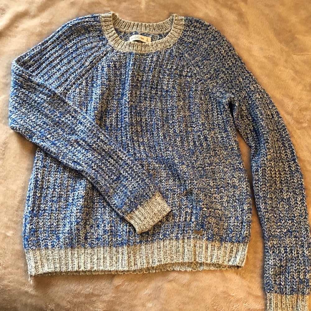 Abercrombie & Fitch Sweater